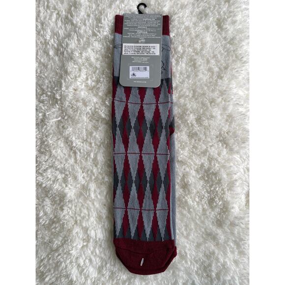 Disney Dumbo The Flying Elephant Crew Socks NEW Mens Size 6-12 - Picture 9 of 9